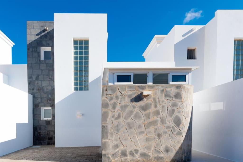 Casa Lolalo - Modern Villa With Pool, 15Min Walk To Marina Rubicon Playa Blanca  Exteriör bild